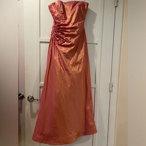 NWOT Carmen Marc Valvo Strapless Silk Beaded Embroidered Gown With Wrap Scarf 8